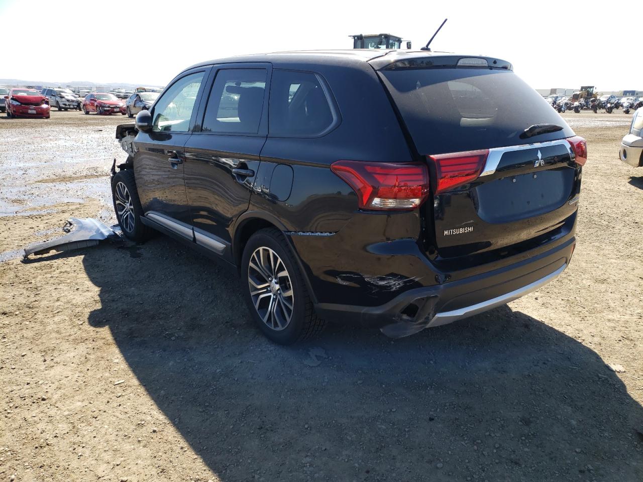 Photo 3 from auction – 2016 MITSUBISHI OUTLANDER with VIN JA4AD3A33GZ009259