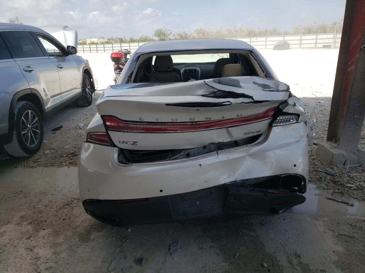 Photo 9 from auction – 2013 LINCOLN MKZ with VIN 3LN6L2G99DR804798