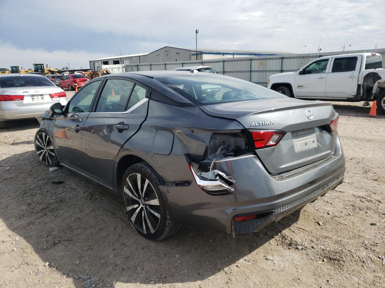 Photo 3 from auction – 2019 NISSAN ALTIMA SR with VIN 1N4BL4CV8KC122689