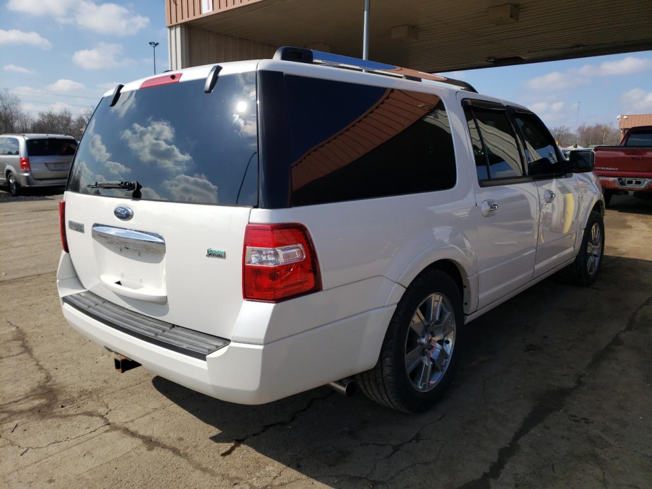 Photo 4 from auction – 2010 FORD EXPEDITION with VIN 1FMJK2A54AEB08030