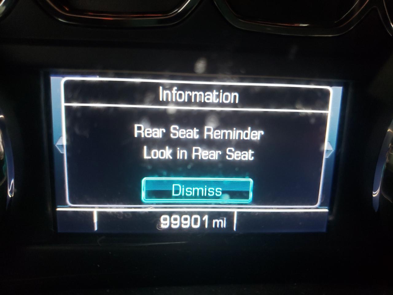 Photo 8 from auction – 2018 CHEVROLET SILVERADO with VIN 1GCRCREC8JZ140008