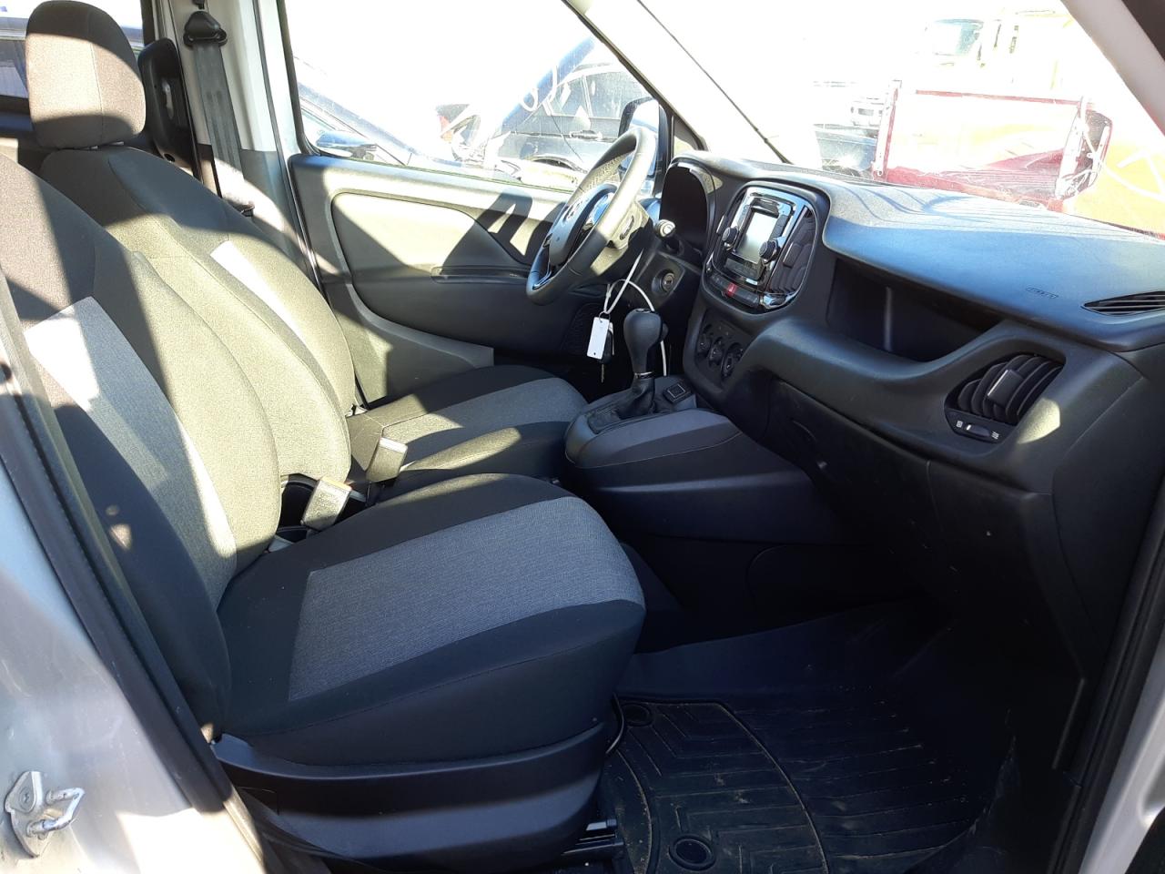 Photo 5 from auction – 2019 RAM PROMASTER with VIN ZFBHRFBB1K6M89893