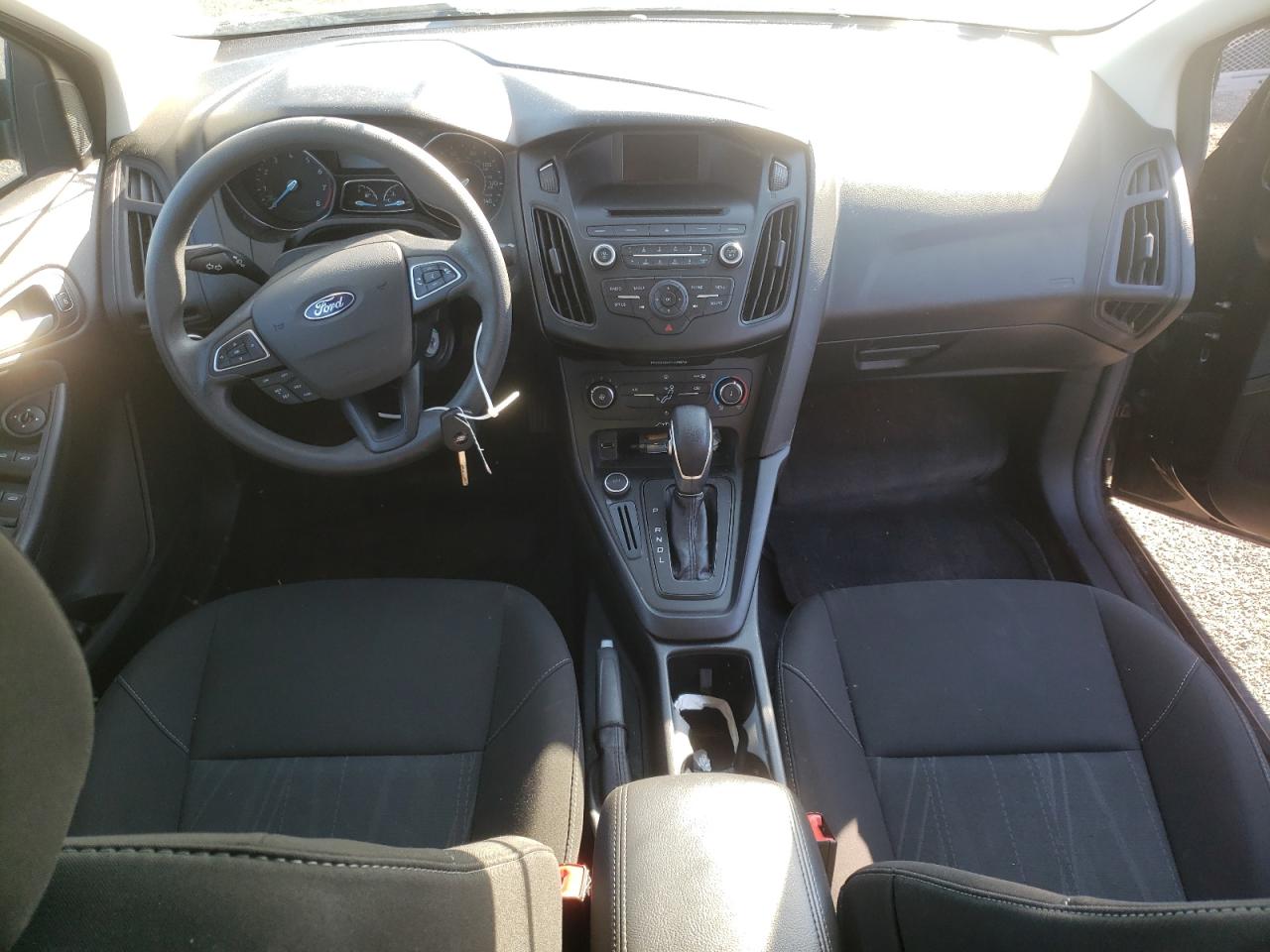 Photo 9 from auction – 2017 FORD FOCUS SE with VIN 1FADP3F26HL237695