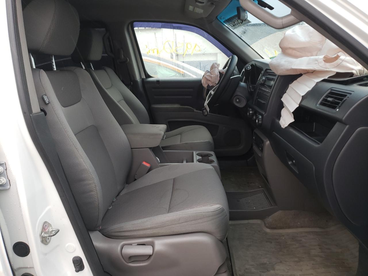 Photo 5 from auction – 2011 HONDA RIDGELINE with VIN 5FPYK1F45BB001850