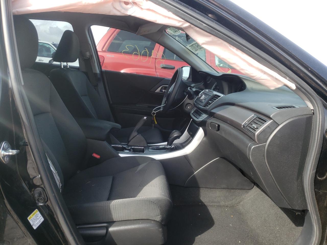 Photo 5 from auction – 2015 HONDA ACCORD LX with VIN 1HGCR2F33FA170342