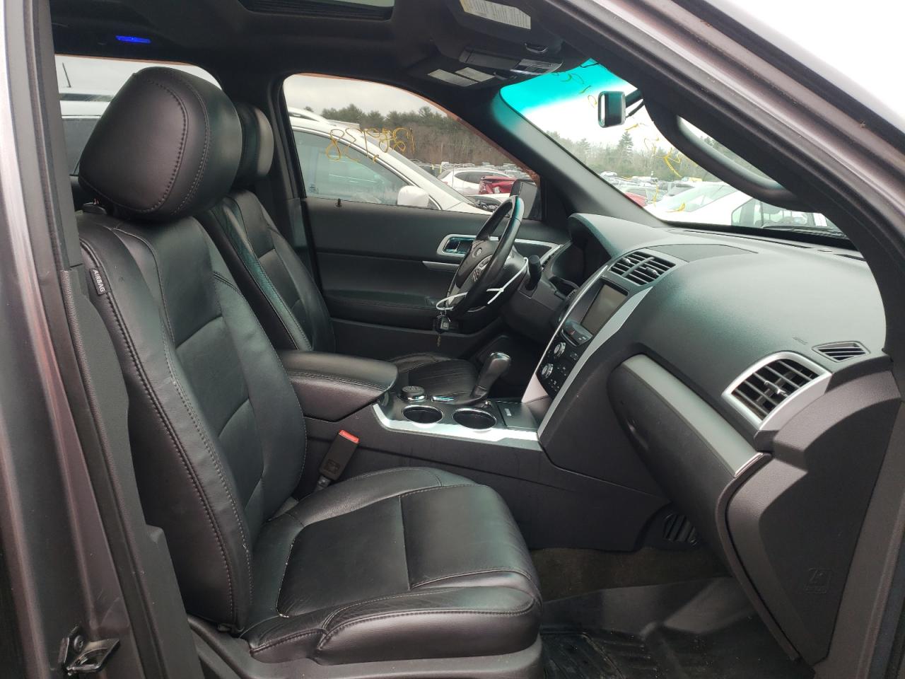 Photo 5 from auction – 2013 FORD EXPLORER X with VIN 1FM5K8D82DGB85580