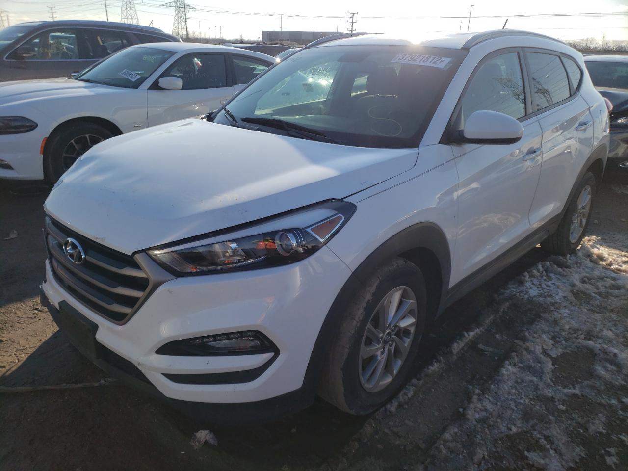 Photo 2 from auction – 2016 HYUNDAI TUCSON LIM with VIN KM8J33A49GU250981