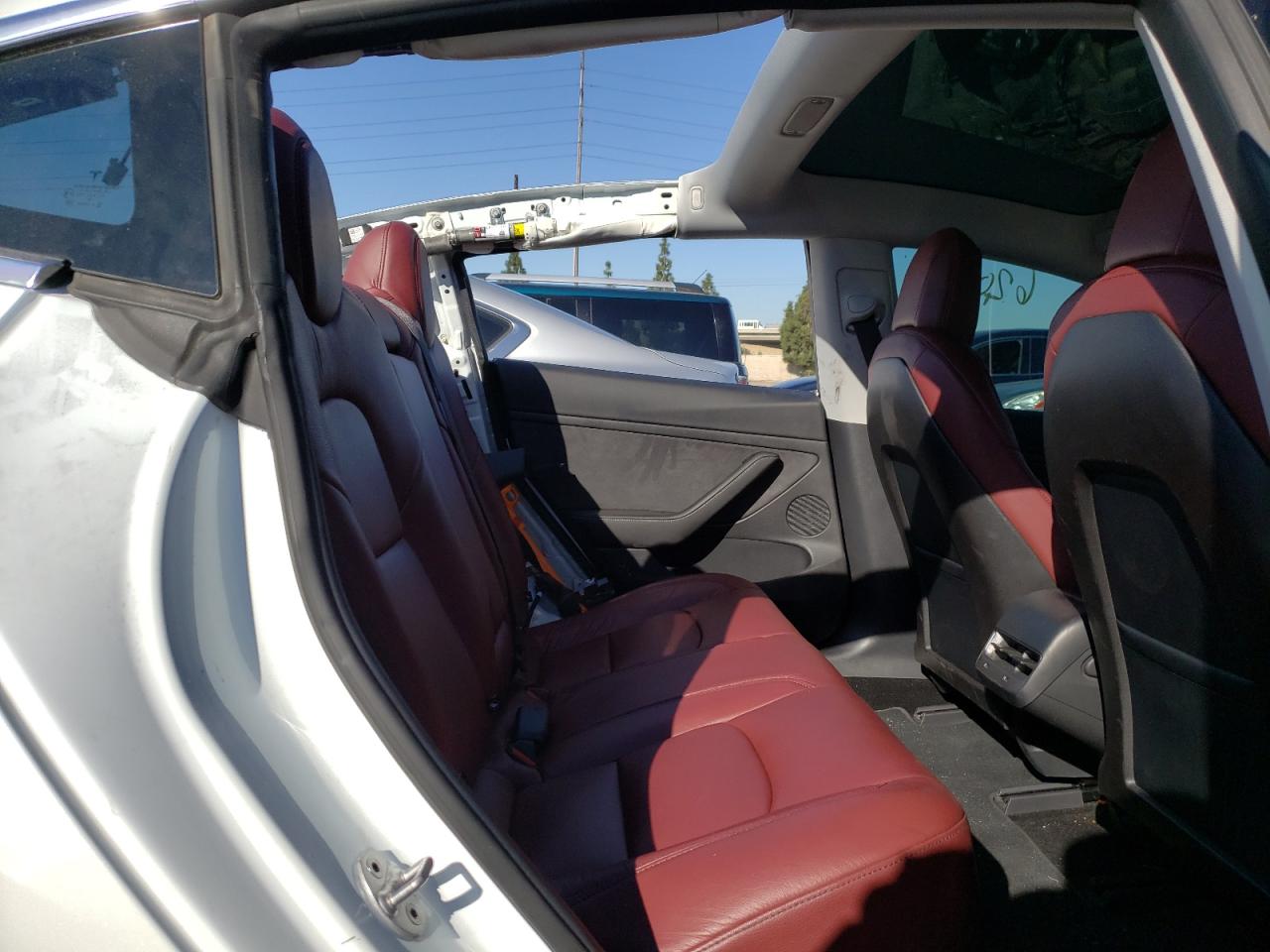 Photo 6 from auction – 2018 TESLA MODEL 3 with VIN 5YJ3E1EA2JF038080