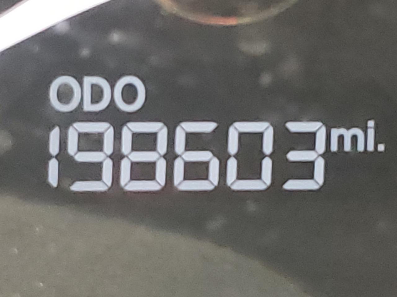 Photo 8 from auction – 2012 HYUNDAI SONATA HYB with VIN KMHEC4A42CA020671