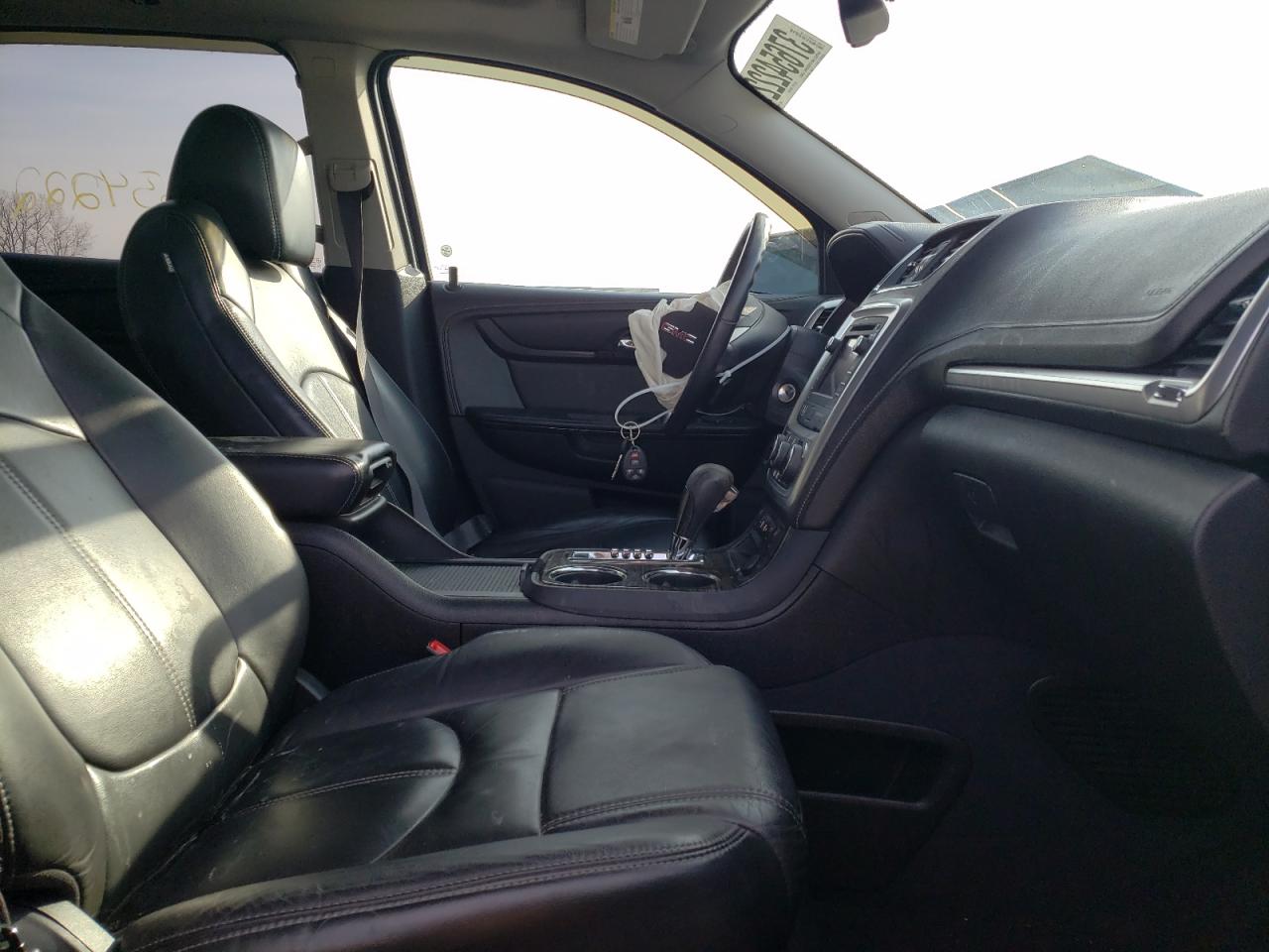 Photo 5 from auction – 2014 GMC ACADIA SLT with VIN 1GKKVRKDXEJ226048