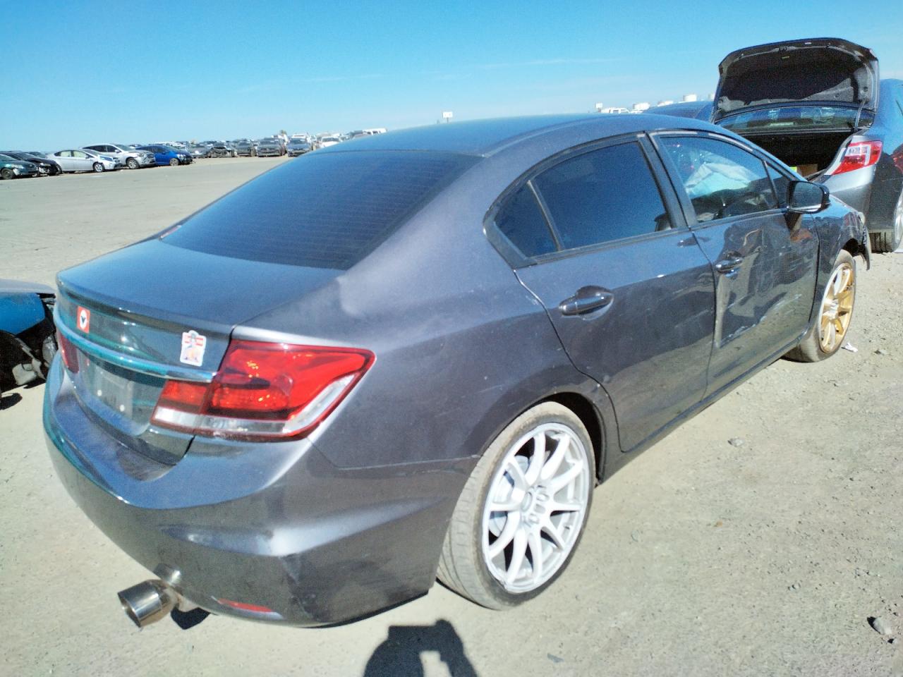 Photo 4 from auction – 2014 HONDA CIVIC LX with VIN 19XFB2F56EE223726