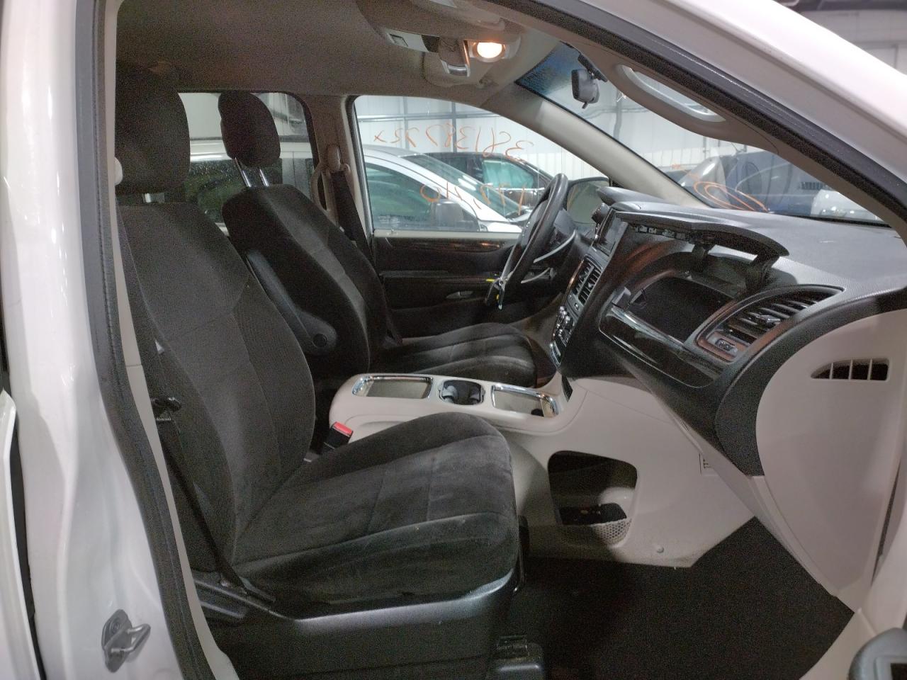 Photo 5 from auction – 2012 DODGE GRAND CARA with VIN 2C4RDGCG3CR406233