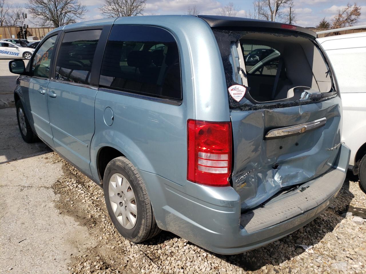 Photo 3 from auction – 2009 CHRYSLER TOWN & COU with VIN 2A8HR44EX9R579094