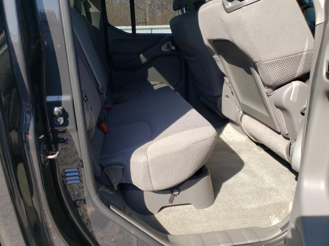 Photo 6 from auction – 2014 NISSAN FRONTIER with VIN 1N6AD0EV2EN758782