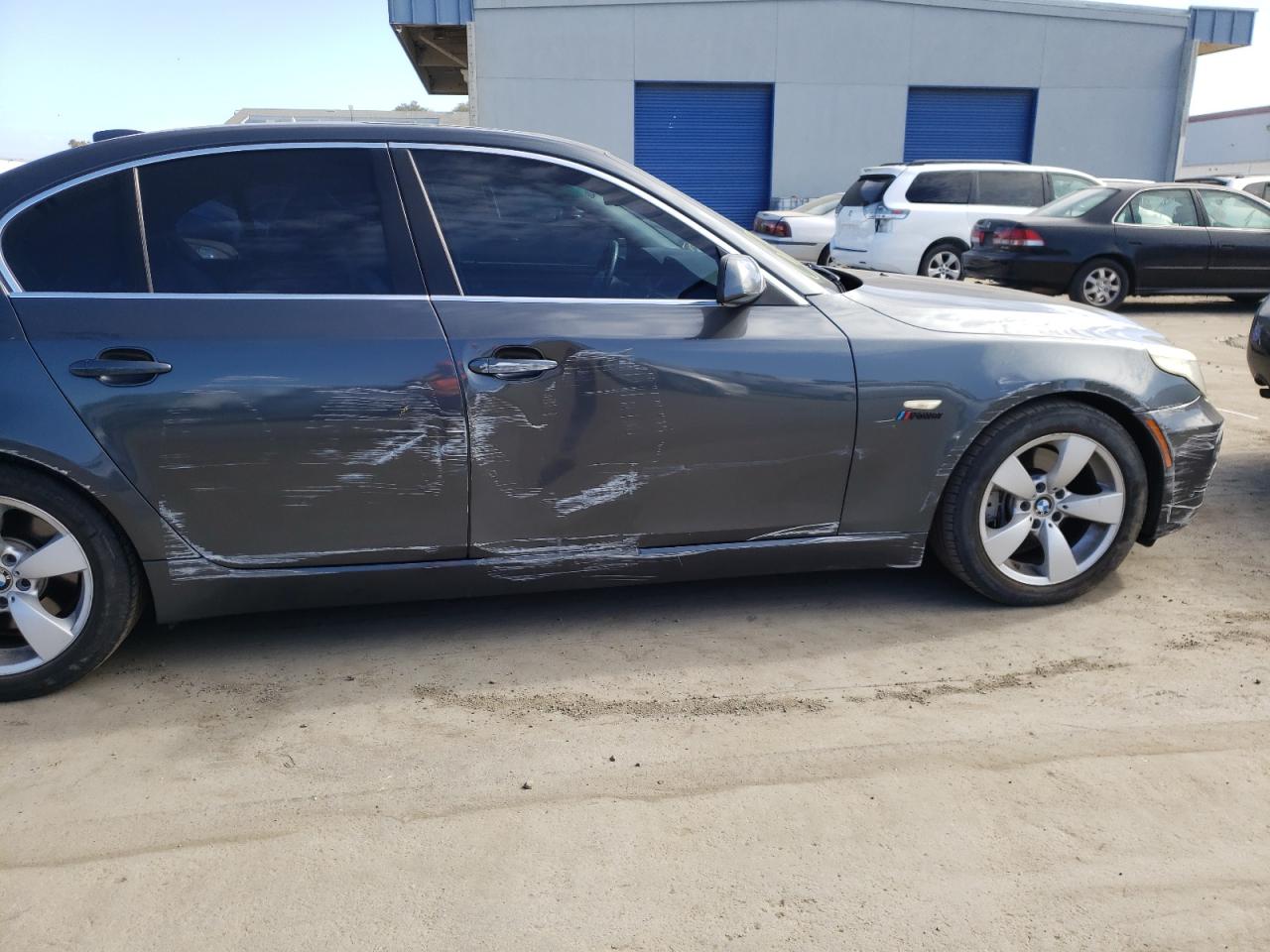 Photo 9 from auction – 2008 BMW 528 I with VIN WBANU53568C115014
