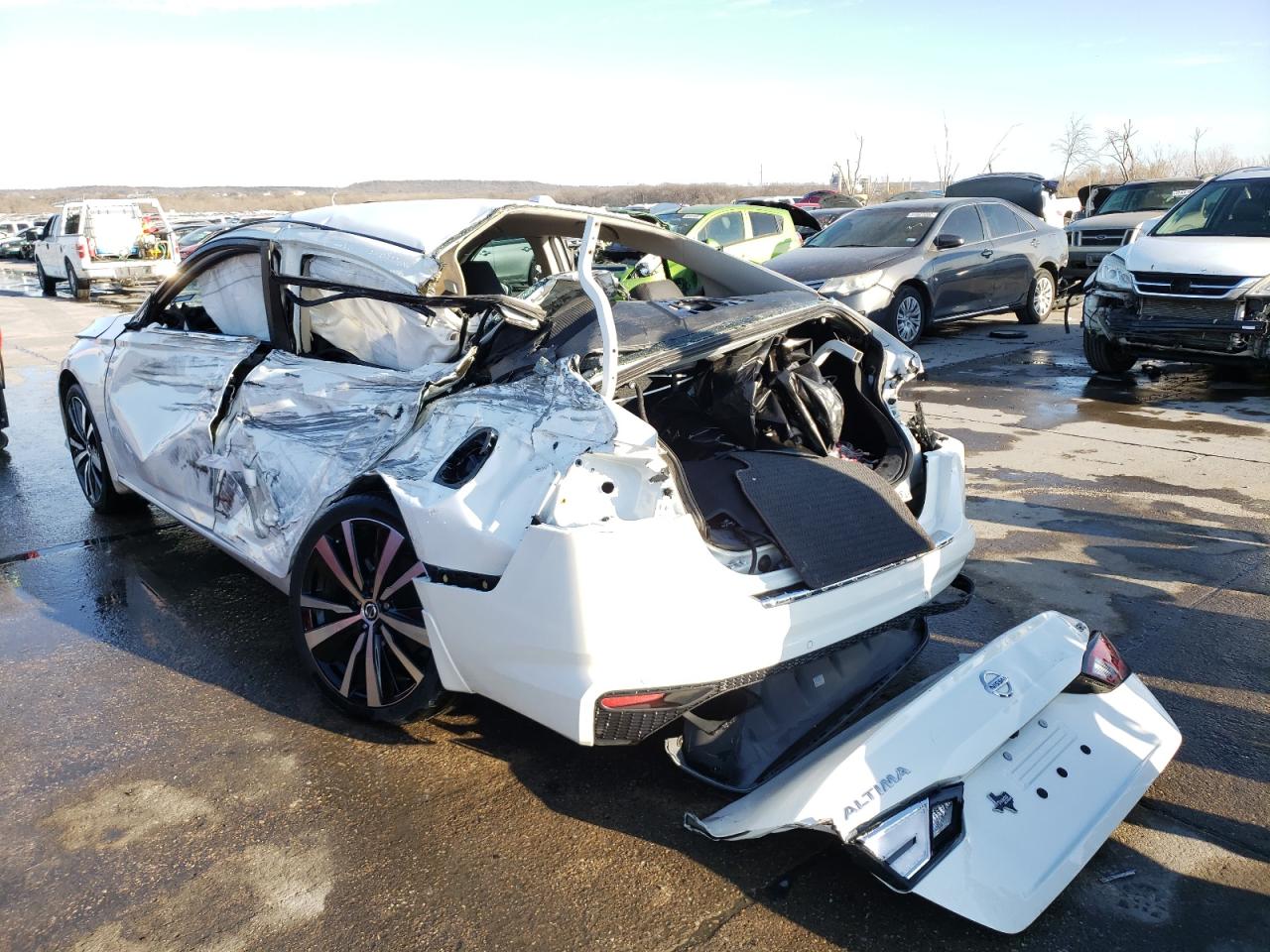 Photo 3 from auction – 2021 NISSAN ALTIMA SR with VIN 1N4BL4CVXMN348918