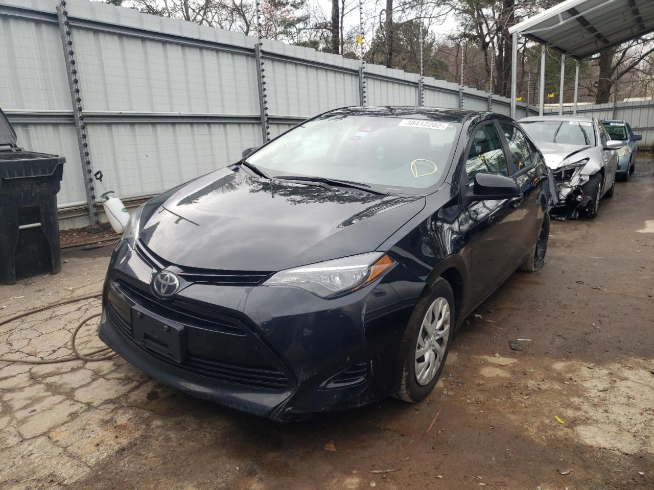 Photo 2 from auction – 2018 TOYOTA COROLLA L with VIN 5YFBURHE2JP806432