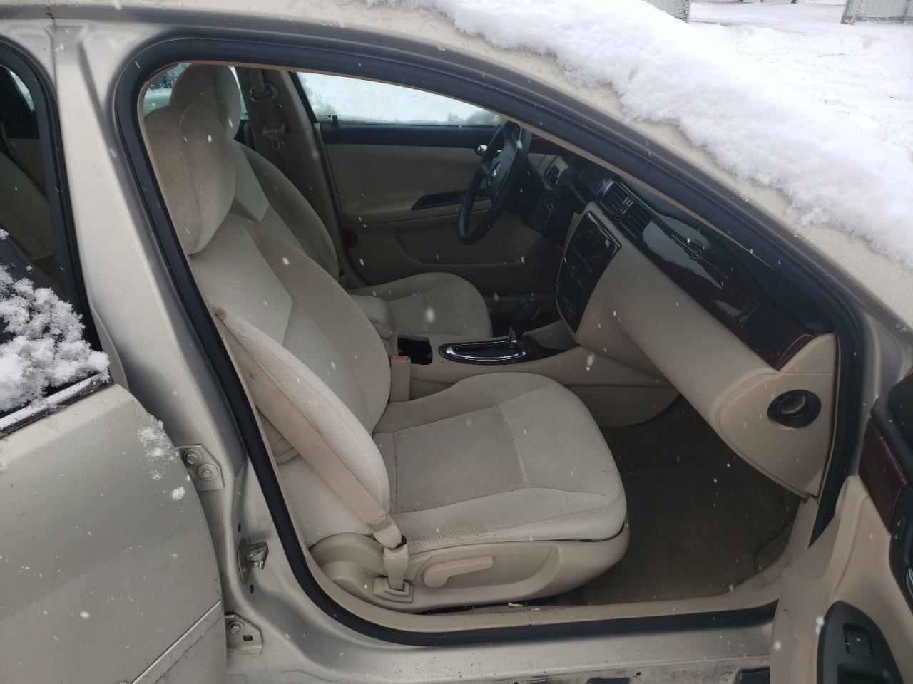 Photo 5 from auction – 2010 CHEVROLET IMPALA LS with VIN 2G1WA5EN8A1103335