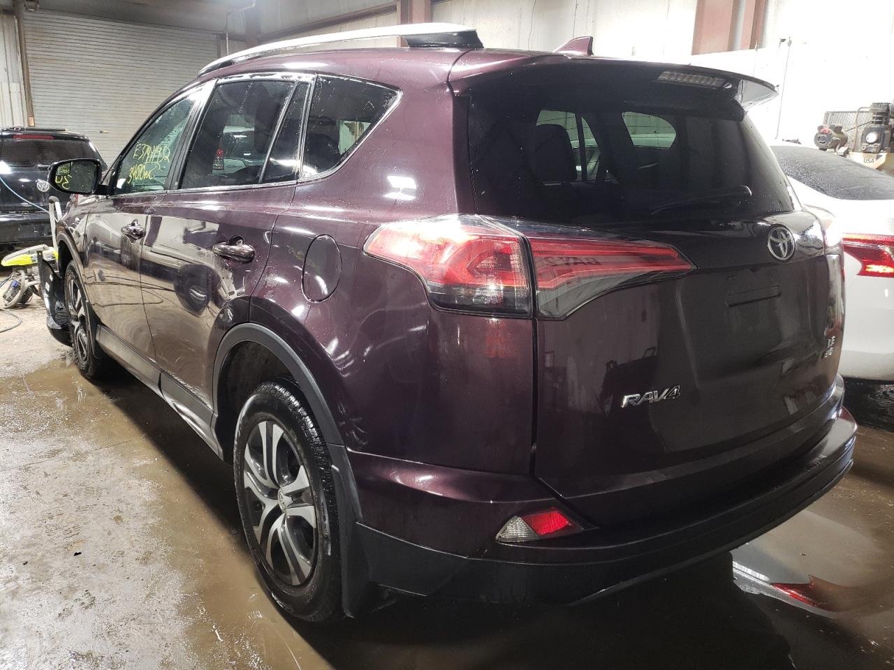 Photo 3 from auction – 2016 TOYOTA RAV4 LE with VIN 2T3BFREV6GW466134