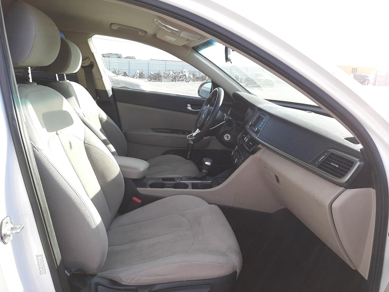 Photo 5 from auction – 2016 KIA OPTIMA LX with VIN KNAGT4L33G5096106