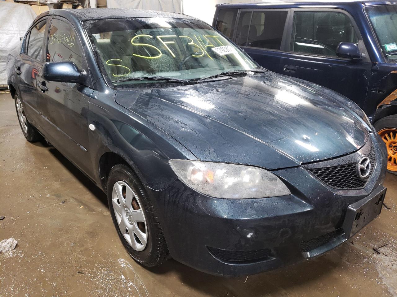 MAZDA 3 I 2006 z numerem VIN JM1BK12F561433195 - Zdjęcie z aukcji