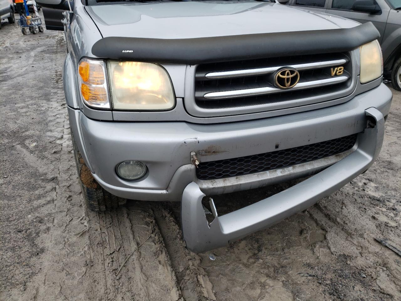 Photo 9 from auction – 2003 TOYOTA SEQUOIA LI with VIN 5TDBT48A83S199563