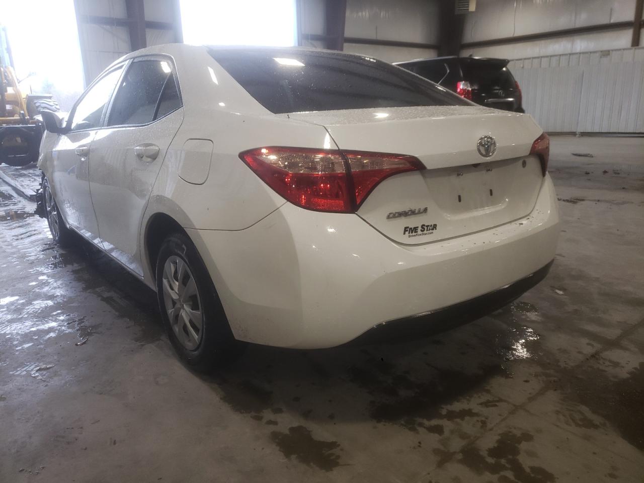 Photo 3 from auction – 2017 TOYOTA COROLLA L with VIN 5YFBURHE4HP670668