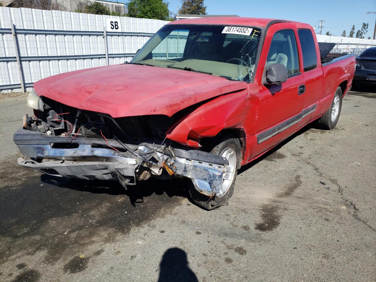 Photo 2 from auction – 2004 CHEVROLET SILVRDO LT with VIN 2GCEC19T341303123