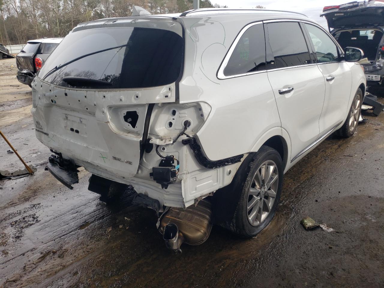 Photo 9 from auction – 2018 KIA SORENTO SX with VIN 5XYPK4A54JG383379