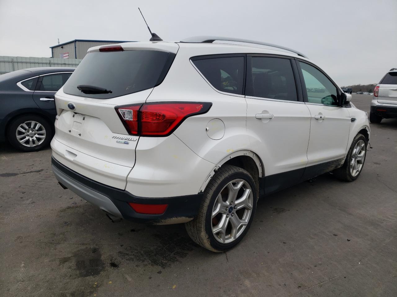 Photo 4 from auction – 2019 FORD ESCAPE TIT with VIN 1FMCU9J97KUA48606