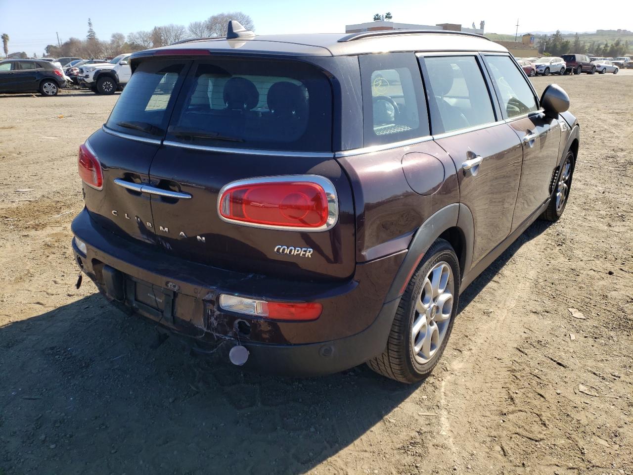 Photo 4 from auction – 2016 MINI COOPER CLU with VIN WMWLN5C54G2E06963