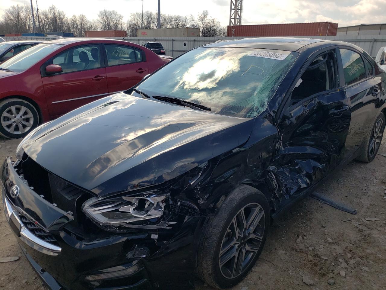 Photo 9 from auction – 2019 KIA FORTE GT L with VIN 3KPF34AD2KE026247