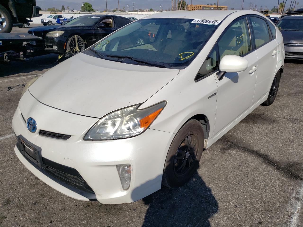 Photo 2 from auction – 2013 TOYOTA PRIUS with VIN JTDKN3DU9D0353450