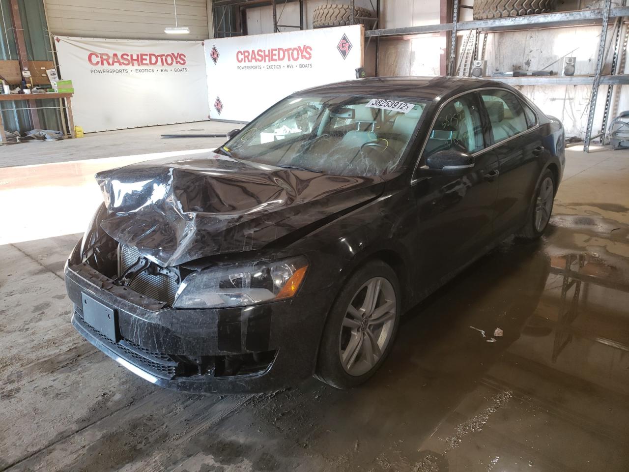 Photo 2 from auction – 2014 VOLKSWAGEN PASSAT SE with VIN 1VWBT7A37EC088310