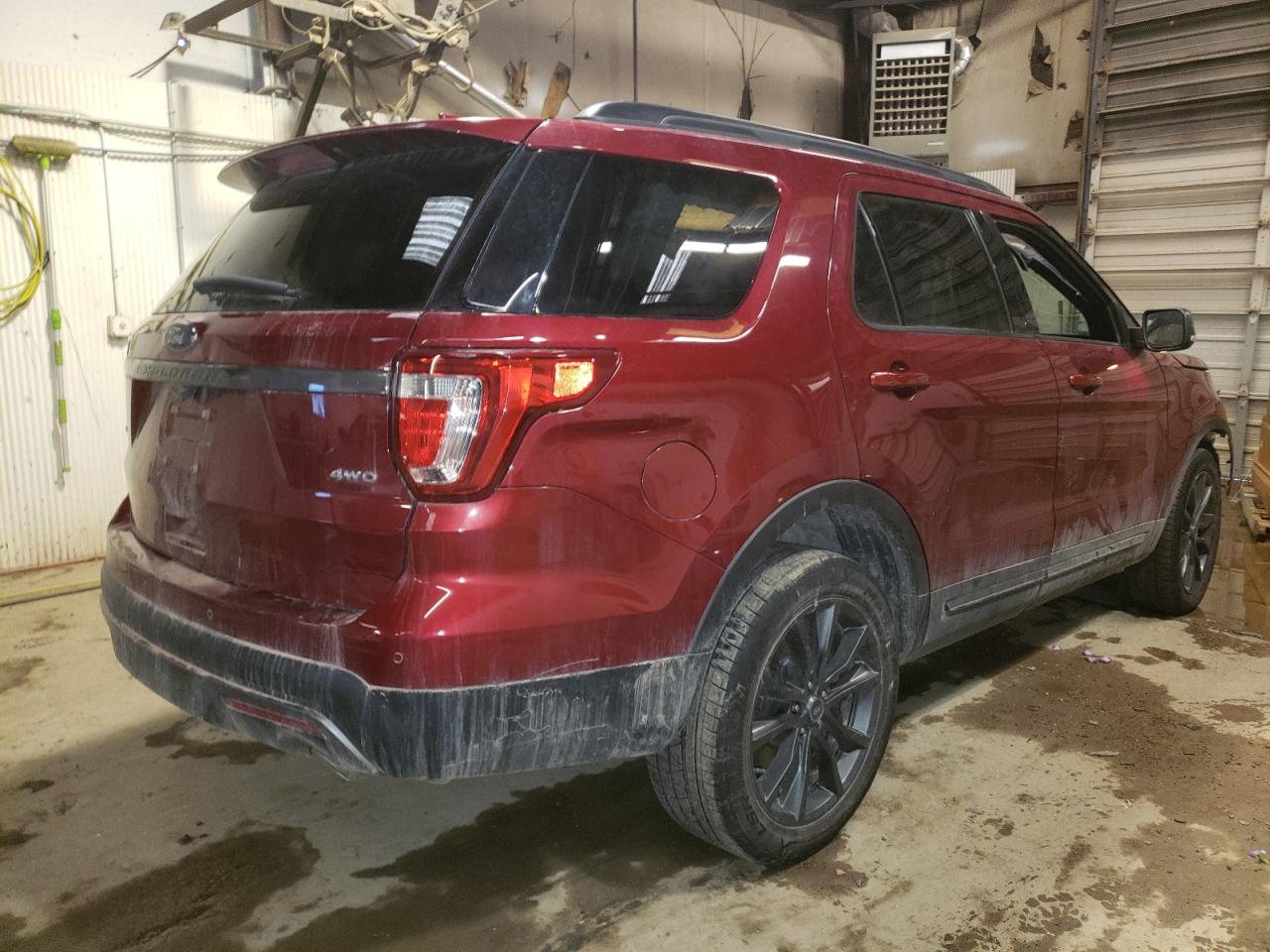 Photo 4 from auction – 2017 FORD EXPLORER X with VIN 1FM5K8D8XHGB06579