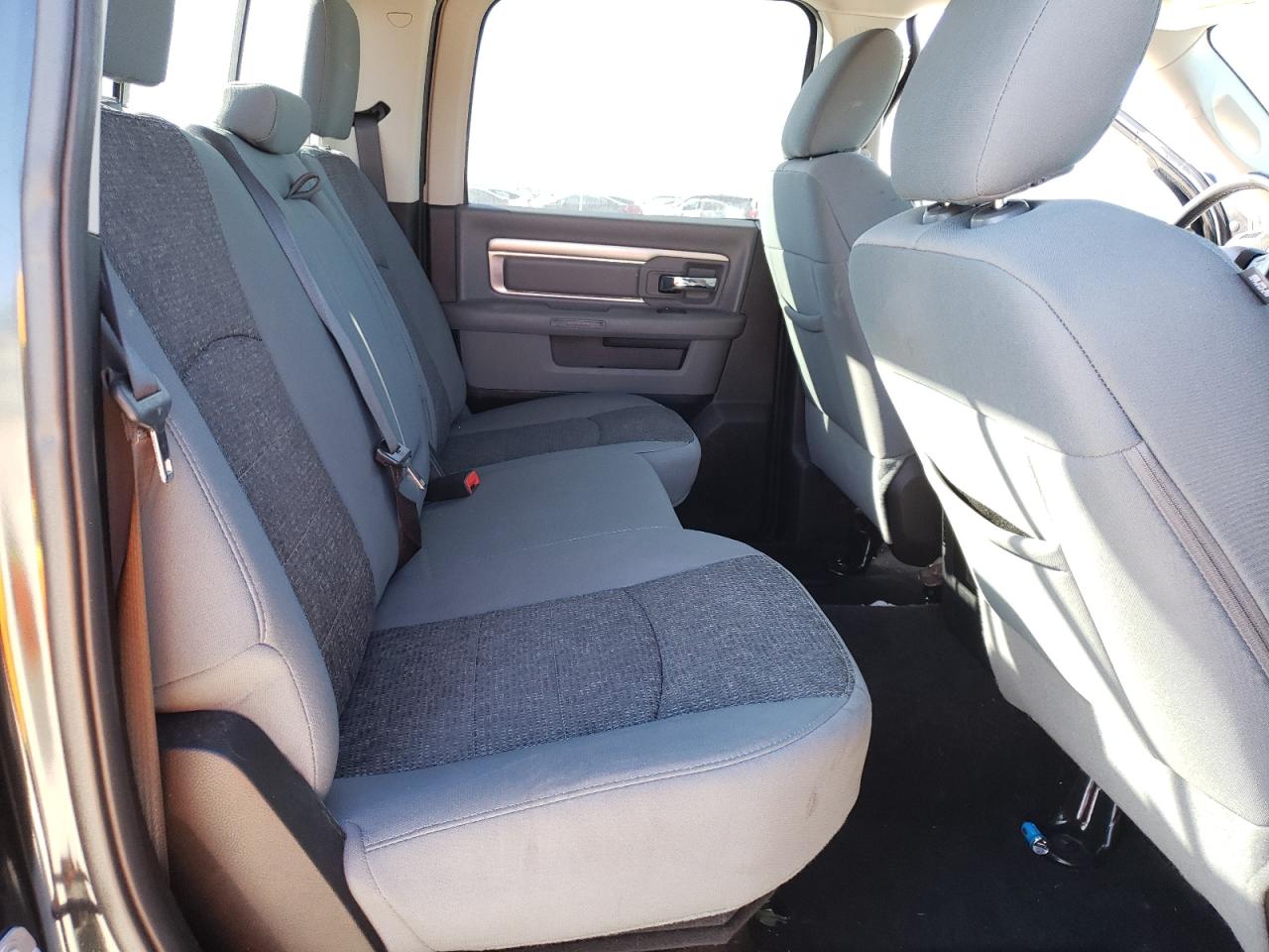 Photo 6 from auction – 2017 RAM 1500 SLT with VIN 1C6RR6LT3HS561712