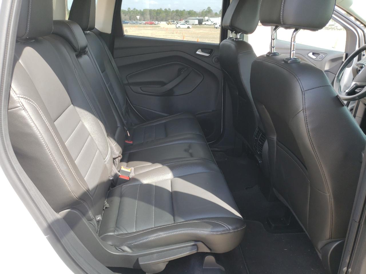 Photo 6 from auction – 2015 FORD ESCAPE TIT with VIN 1FMCU0J90FUB05102