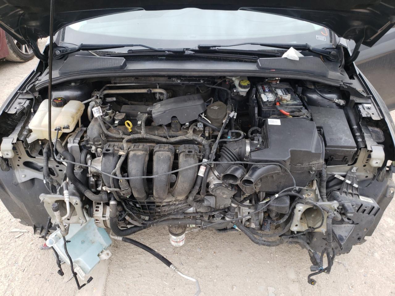 Photo 7 from auction – 2016 FORD FOCUS SE with VIN 1FADP3F28GL292566