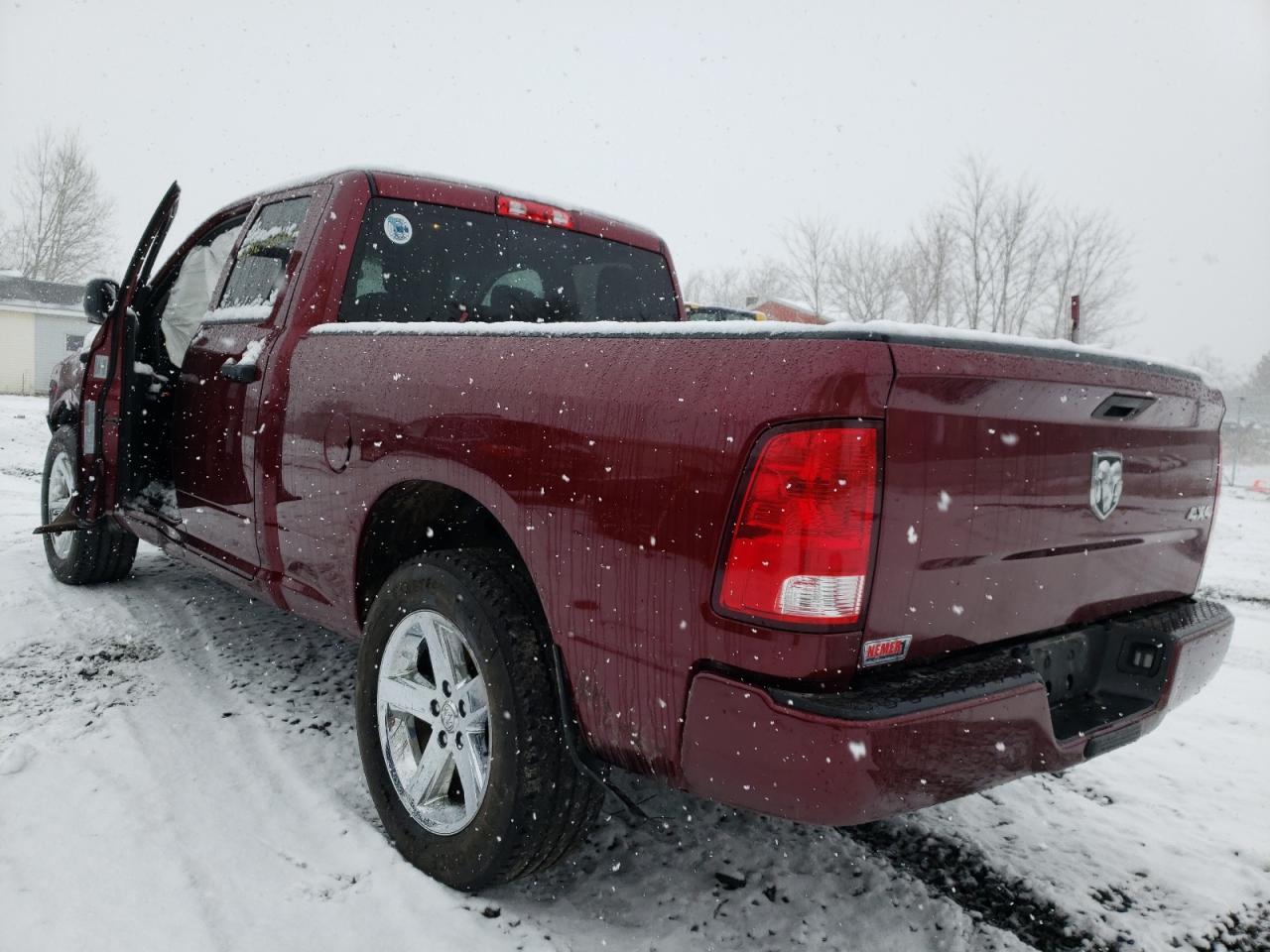 Photo 3 from auction – 2017 RAM 1500 ST with VIN 1C6RR7FG4HS864843