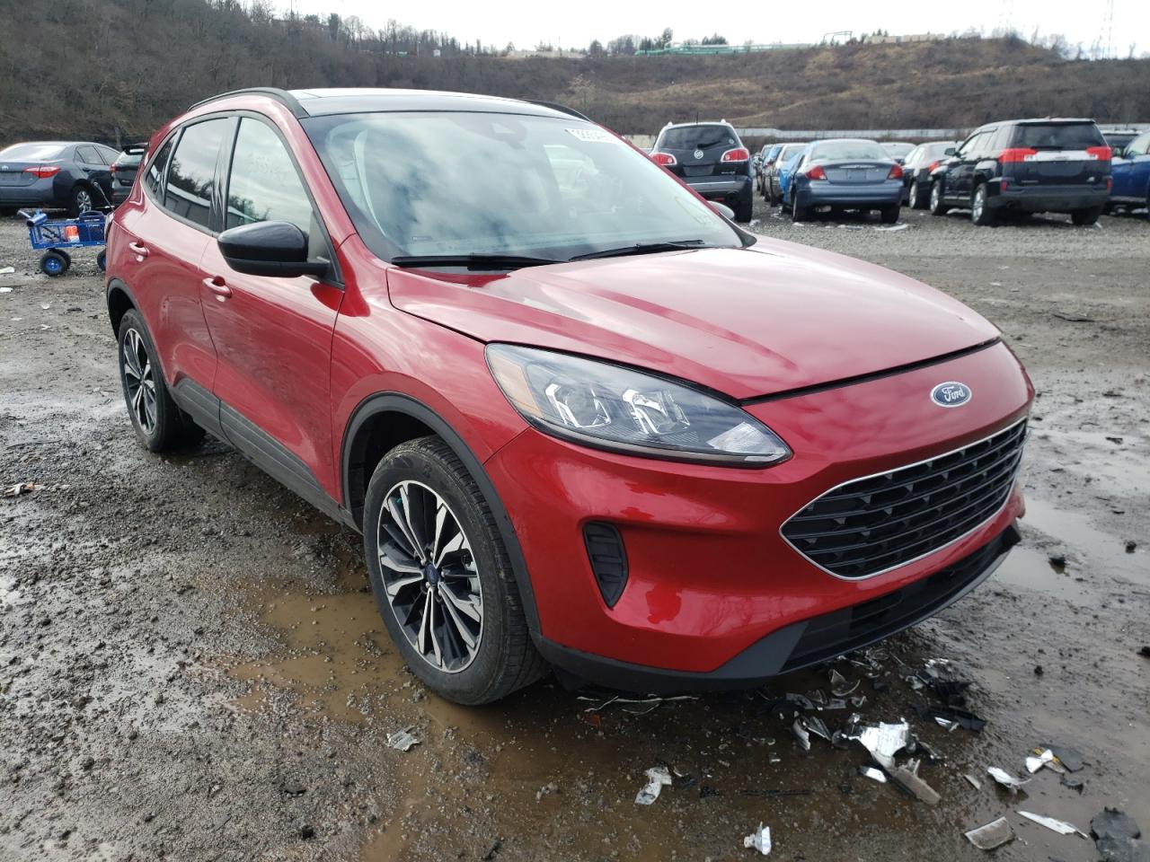 Photo 1 from auction – 2021 FORD ESCAPE SE with VIN 1FMCU9G69MUB09602