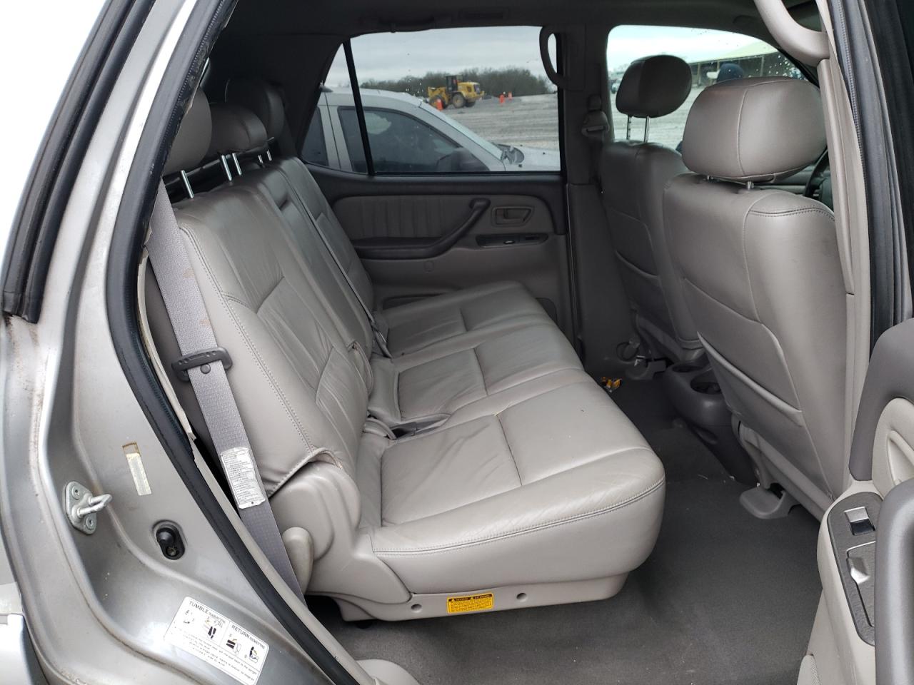 Photo 6 from auction – 2003 TOYOTA SEQUOIA LI with VIN 5TDBT48A83S199563