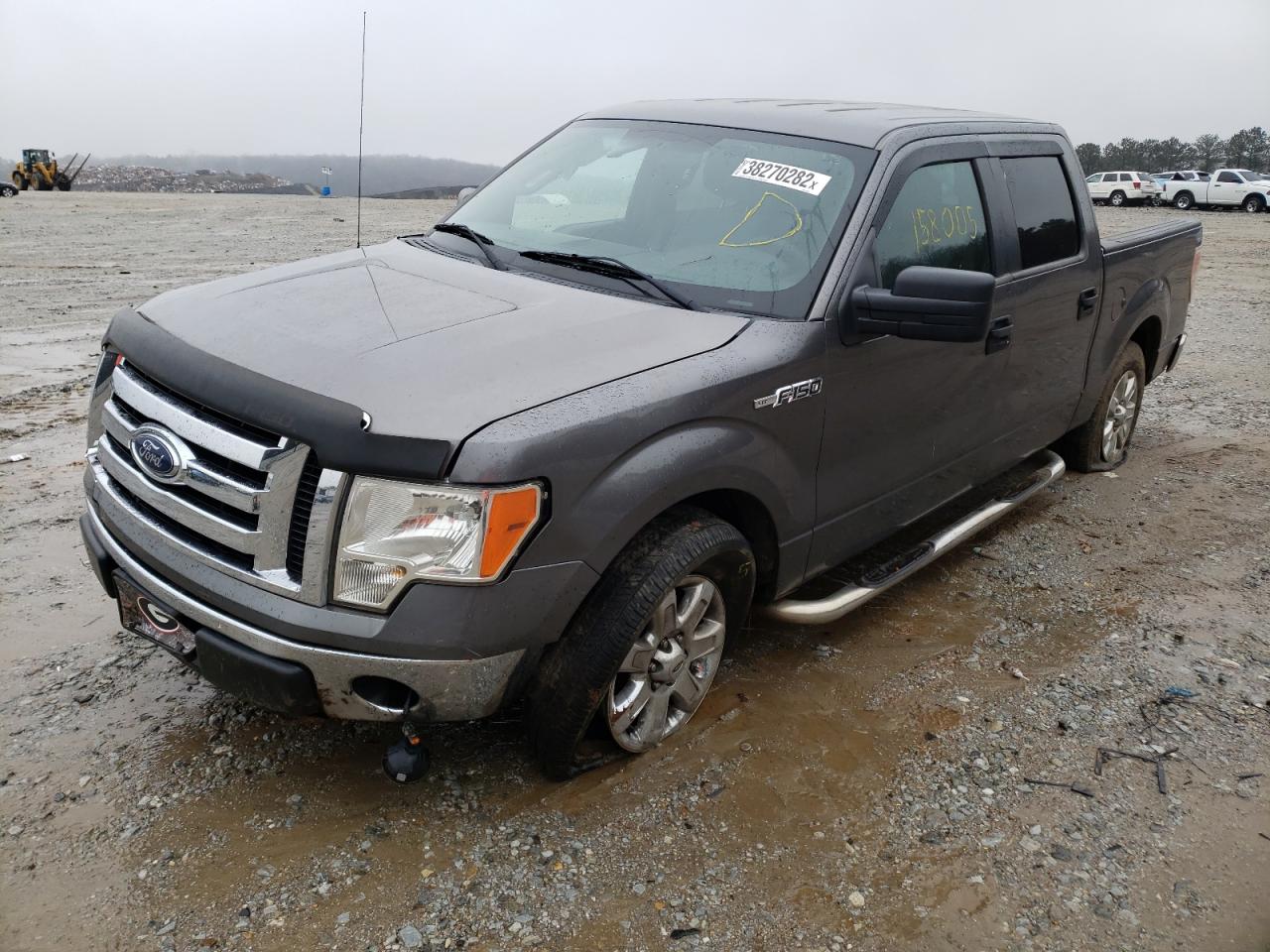 Photo 2 from auction – 2011 FORD F150 SUPER with VIN 1FTFW1CF4BFA87142