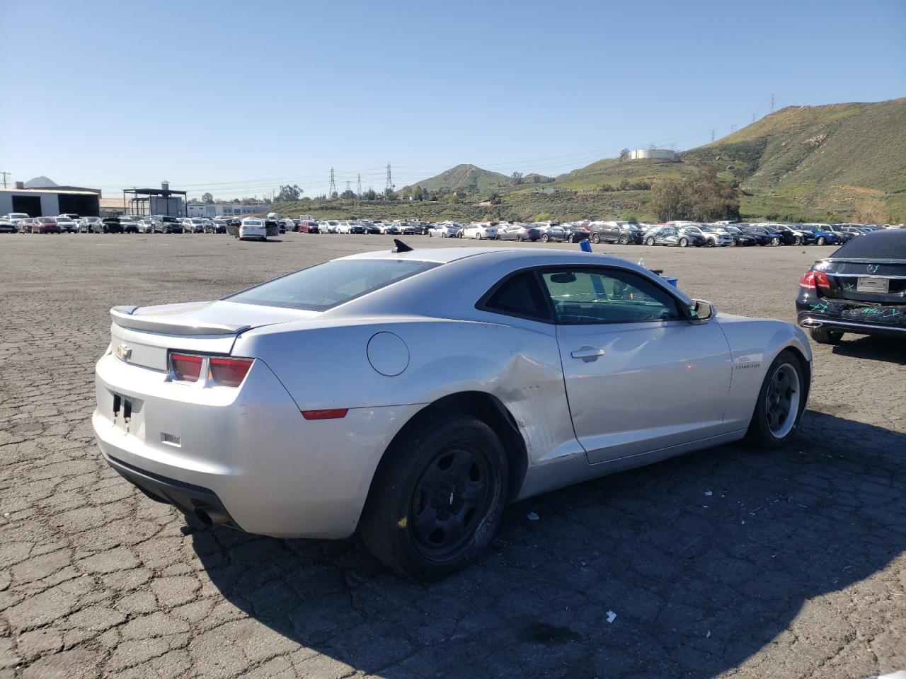 Photo 4 from auction – 2013 CHEVROLET CAMARO LS with VIN 2G1FA1E31D9139929