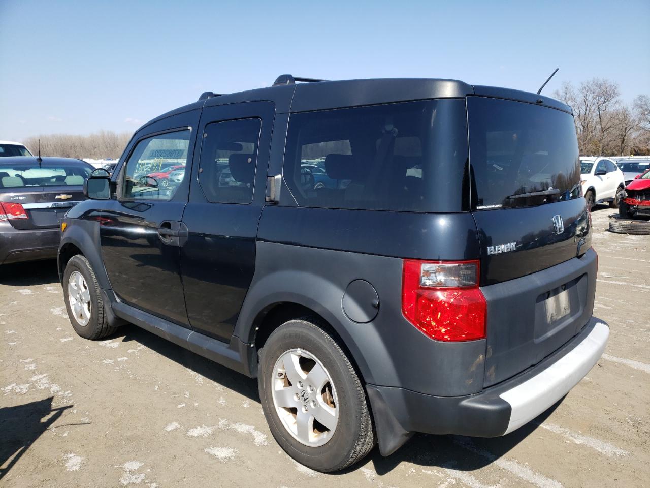 Photo 3 from auction – 2005 HONDA ELEMENT EX with VIN 5J6YH286X5L006677