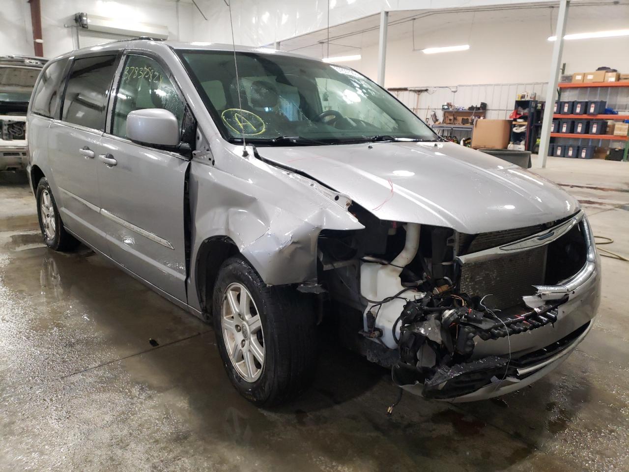 Photo 1 from auction – 2013 CHRYSLER TOWN & COU with VIN 2C4RC1BG7DR577926