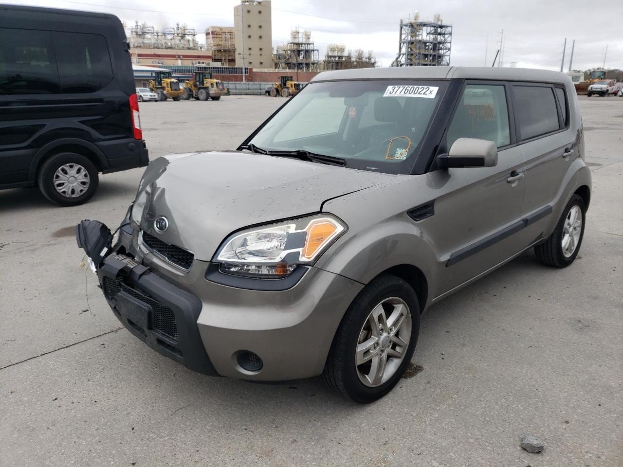 Photo 2 from auction – 2011 KIA SOUL ! with VIN KNDJT2A20B7249741