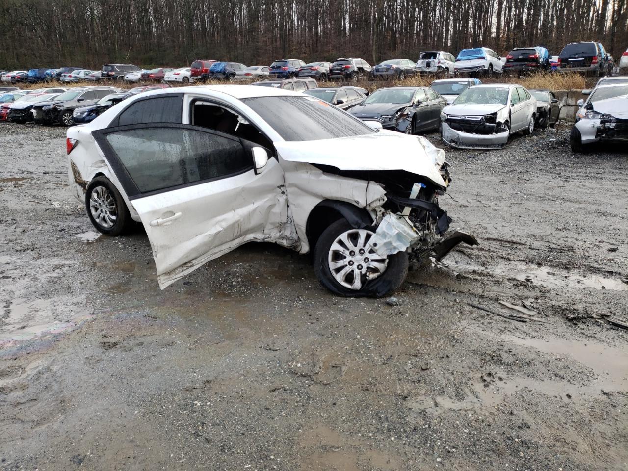 KIA FORTE EX 2011 with VIN KNAFU4A2XB5358733 - Photo from auction