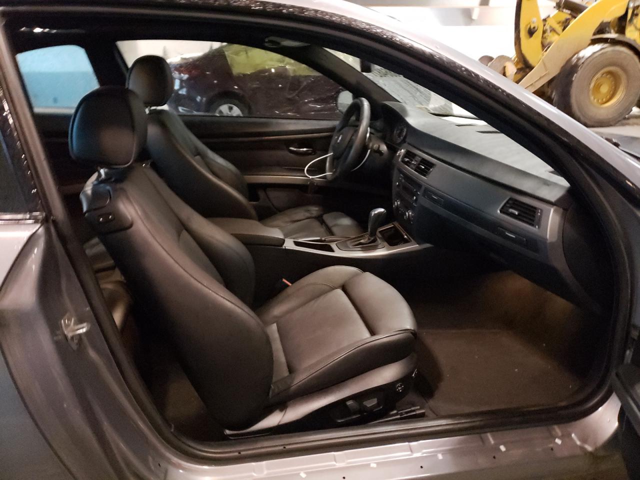 Photo 5 from auction – 2013 BMW 328 I with VIN WBAKE3C51DE772189