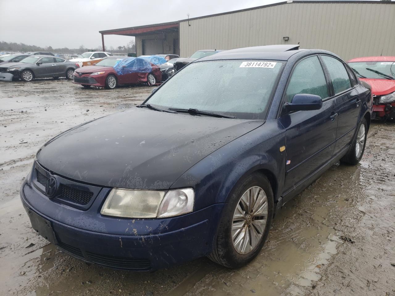 Photo 2 from auction – 1998 VOLKSWAGEN PASSAT with VIN WVWMA63B7WE100820
