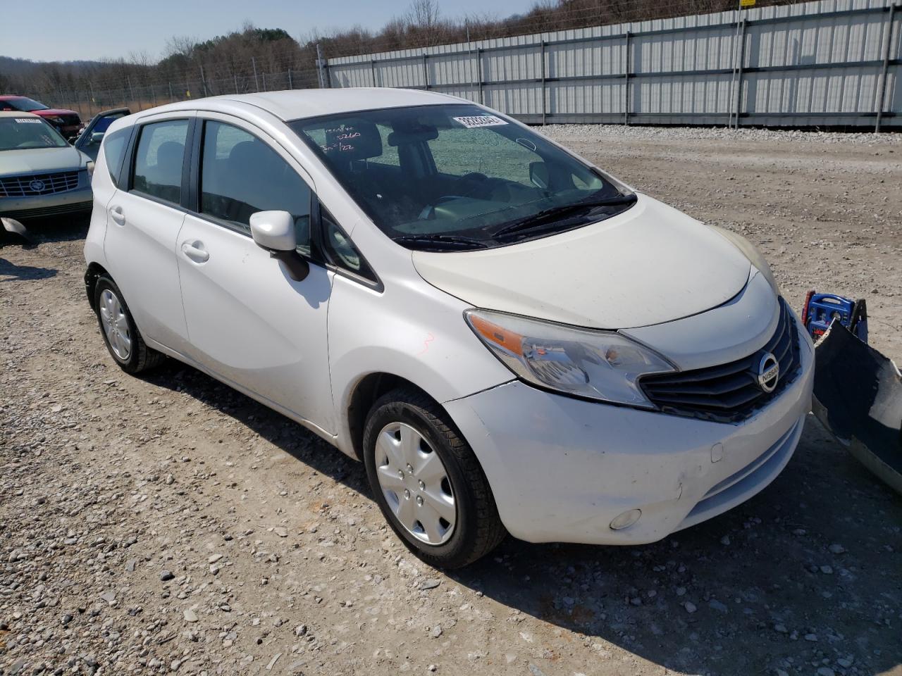NISSAN VERSA NOTE 2015 with VIN 3N1CE2CP9FL404612 - Photo from auction